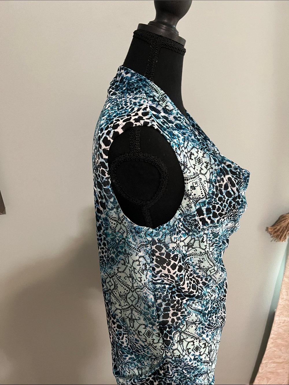 Dana Buchman Teal, Black and White Cowl Neck Sleeveless Top - Picture 3 of 9